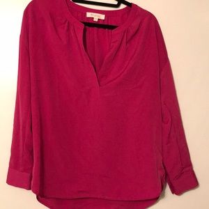 Long sleeve by Vince Camuto